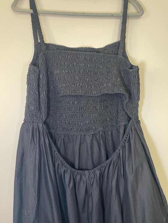 Old Navy Black Strapless Smocked Maxi Dress - Picture 4 of 8